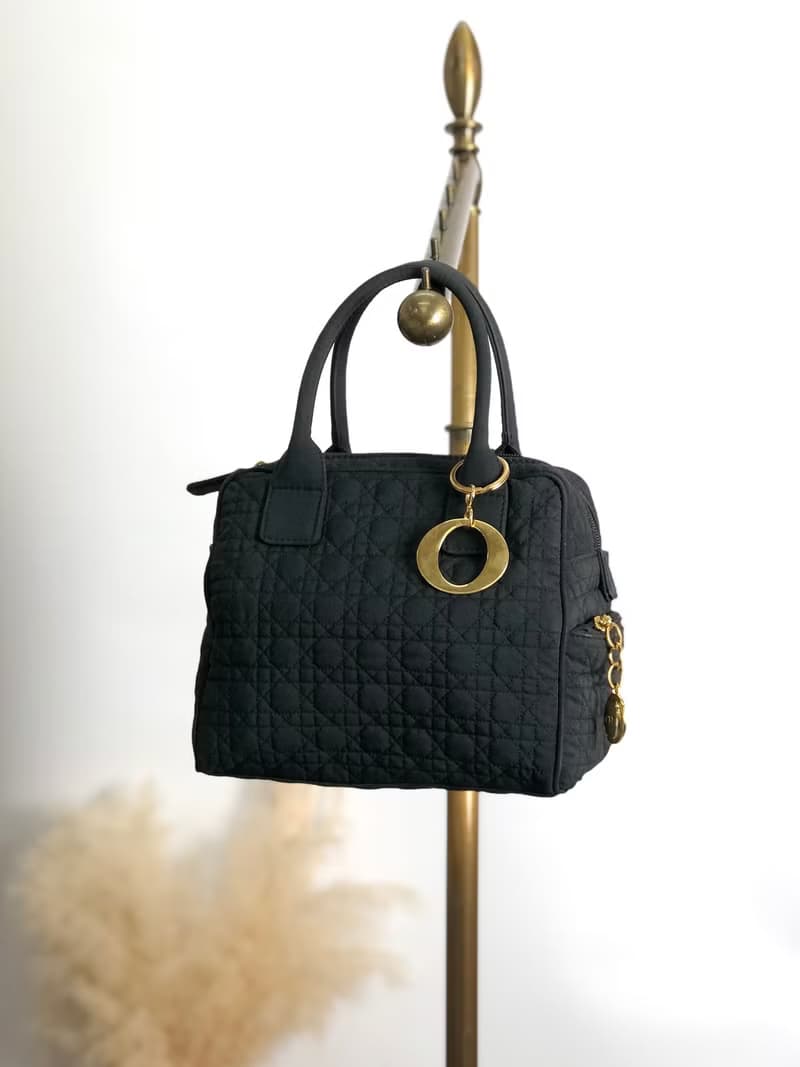 【 日本直送　名牌中古包 】Christian Dior クリスチャン ディオール ハンドバッグ ブラック チャーム ナイロン vintage  bir6d3
