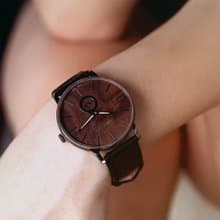 GRUNDSTOF 沉穩經典原木手錶 - 核桃木節 40mm 不鏽鋼銀 咖啡皮帶