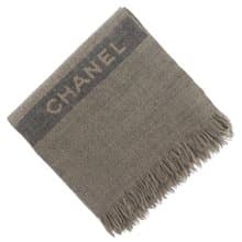 【日本直送】シャネル CHANEL ロゴ マフラー ウール グレー/ベージュ ユニセックス【中古】
