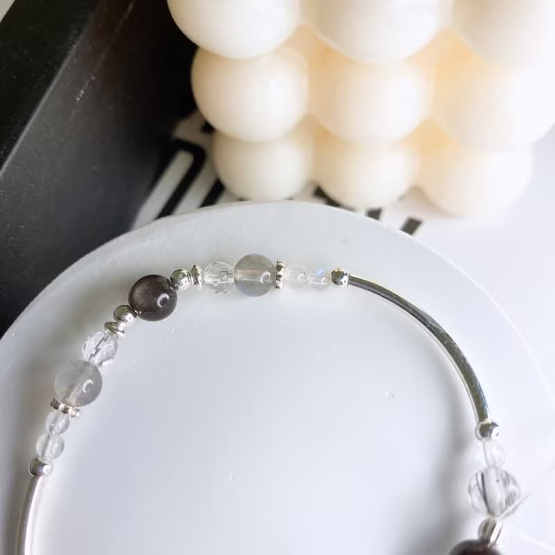 夜盡時 灰月光拉長石 黑髮晶 銀曜石 白水晶 925純銀彈性水晶手鍊