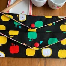 文青風環保筷袋 蘋果咬一口 亮眼黑 手作餐具袋.交換禮物.