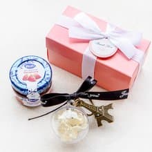 Pink粉紅盒－藍蓋hero果醬+乾燥花鑰匙圈(鐵塔款) 小禮盒 6色可挑