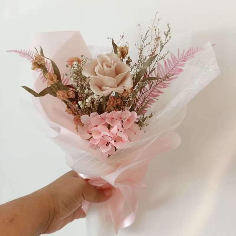 禮物 奶茶粉玫瑰永生乾燥畢業花束禮物 結婚求婚告白捧花生日