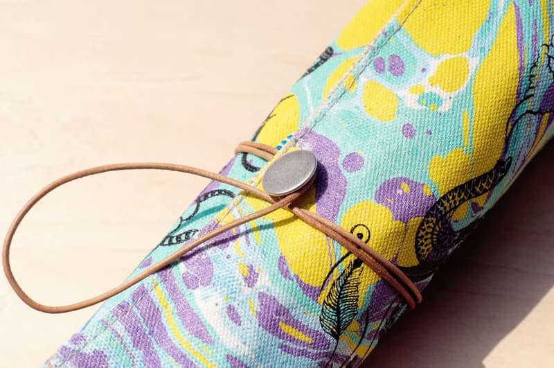 手繪渲染筆袋 餐具袋 手感捲軸 春捲筆袋-筆的水彩色房子 印度象