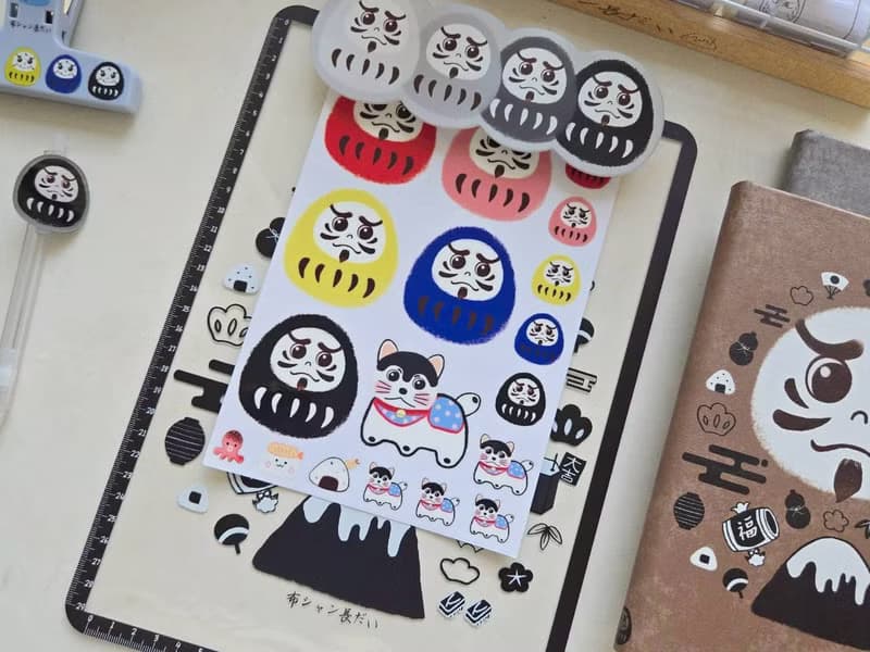 獨家達磨だるま 車貼 文具 筆電 手機殼 行李箱 水壺 鐵盒轉印貼