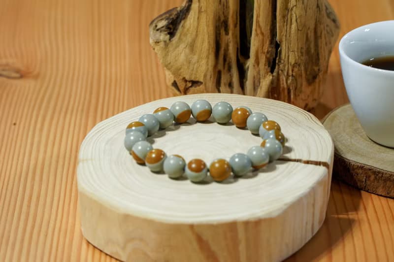 阿拉善瑪瑙彩玉 青鴨蛋鹹蛋黃3 顆顆有眼||辟邪平安 天然水晶手鍊