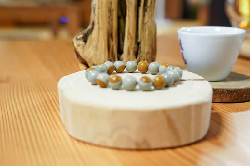 阿拉善瑪瑙彩玉 青鴨蛋鹹蛋黃3 顆顆有眼||辟邪平安 天然水晶手鍊