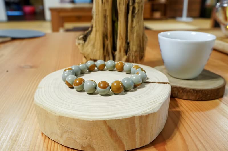 阿拉善瑪瑙彩玉 青鴨蛋鹹蛋黃3 顆顆有眼||辟邪平安 天然水晶手鍊