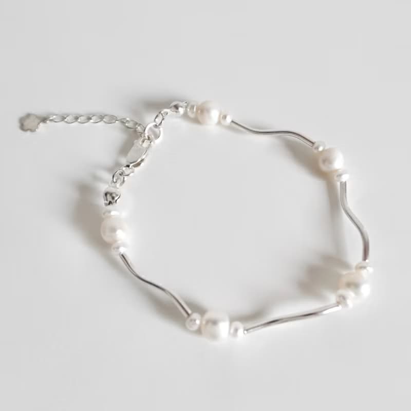 Lily Valley 浪漫圓舞曲 | 手工串珠手鍊