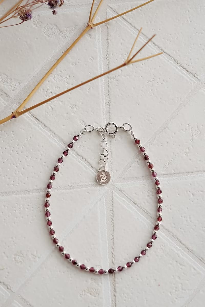 玫瑰星夜純銀手鍊(紅石榴石) | 開運水晶 聖誕禮盒 女生串珠手鏈