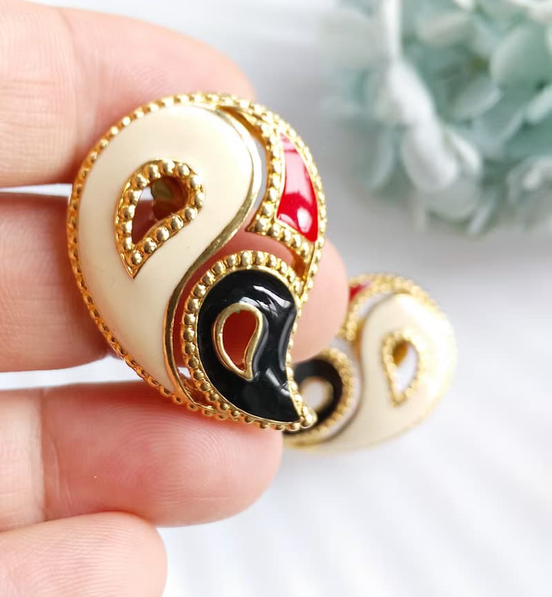 Vintage Jewelry 西洋古董飾品 AVON  對稱 新世代  針式耳環