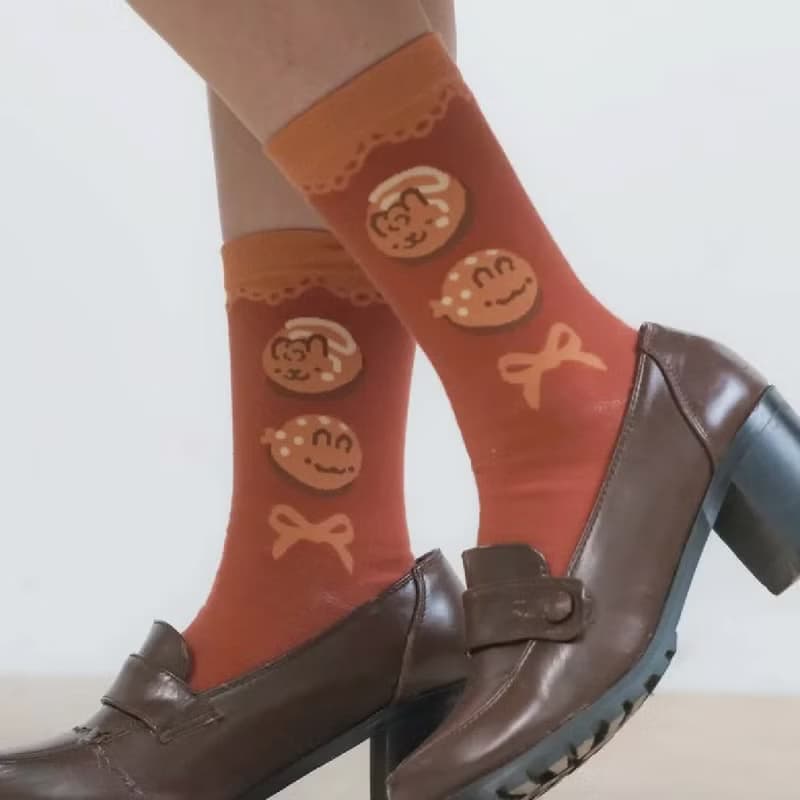 │台灣插畫快速出貨│襪子 | 巧克力 | 中筒長筒襪 | 森織海聯名