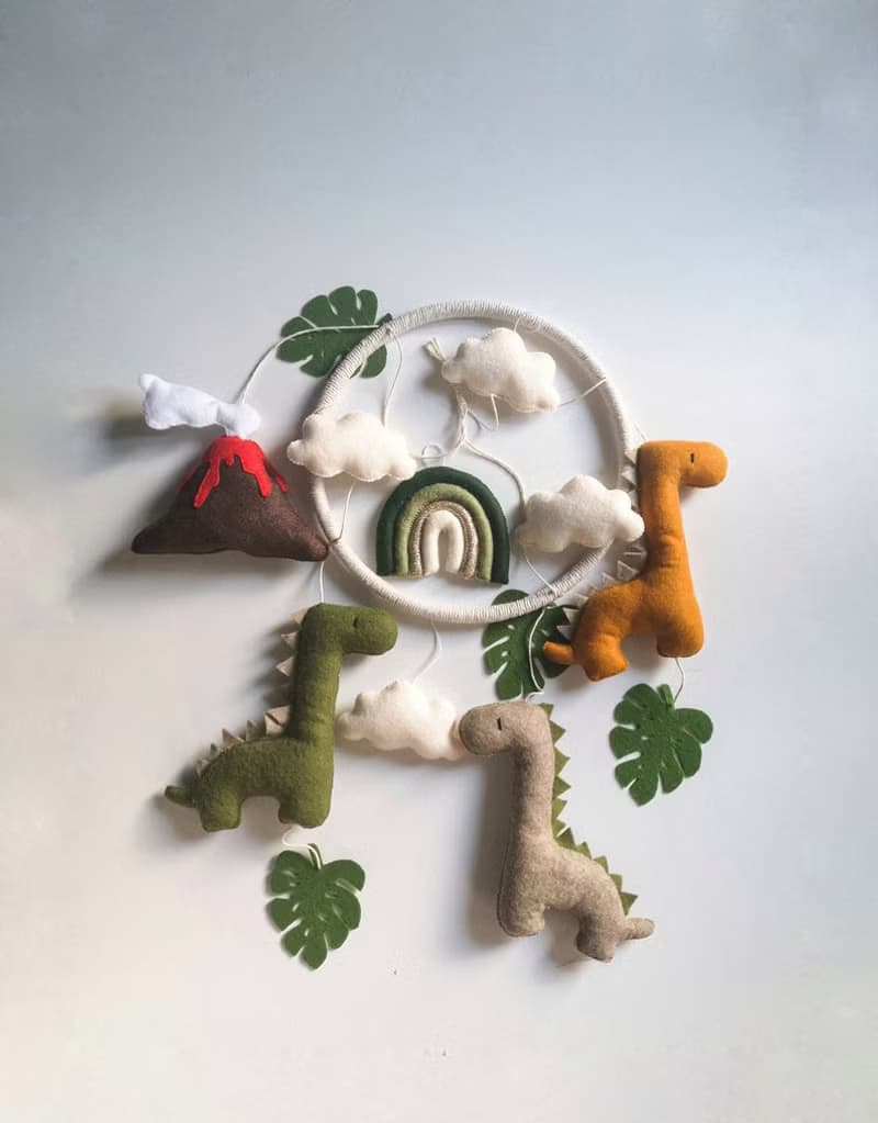 Dinosaur crib baby mobile with rainbow cloud star monstera. Baby shower gift ide