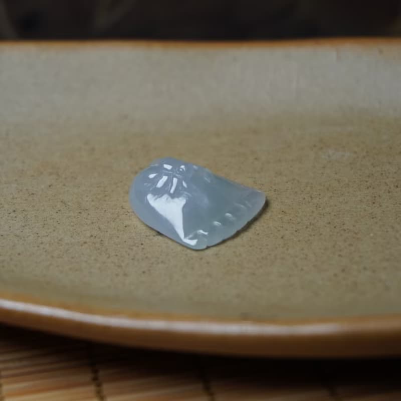 冰種翡翠知足常樂| 天然A貨翡翠 | 送禮