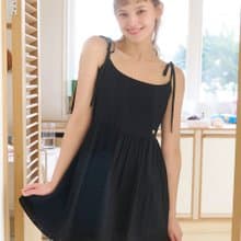 Flower punching dress_Black