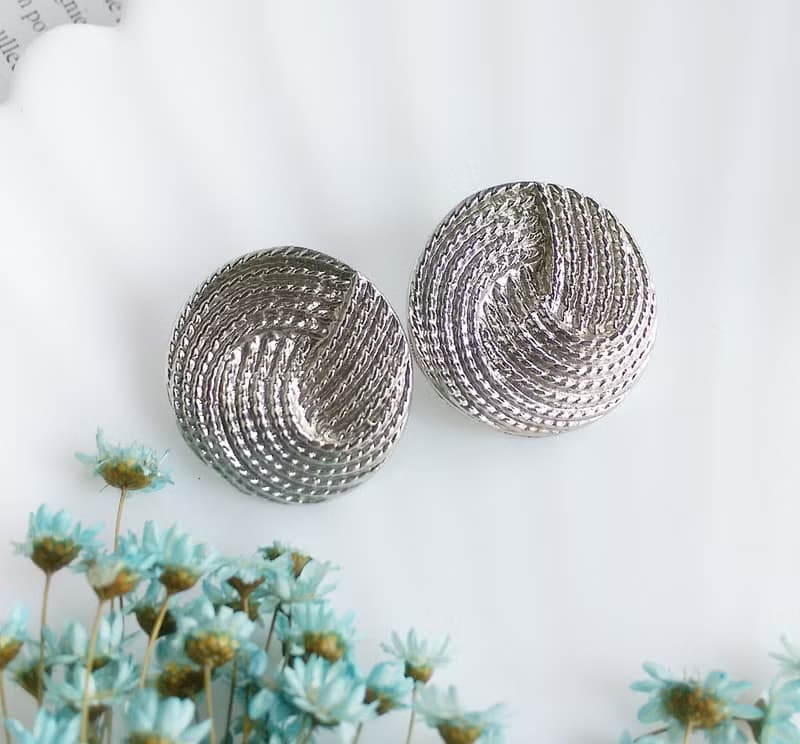 Vintage Jewelry 西洋古董飾品 銀色調 簡約 旋轉 針式耳環