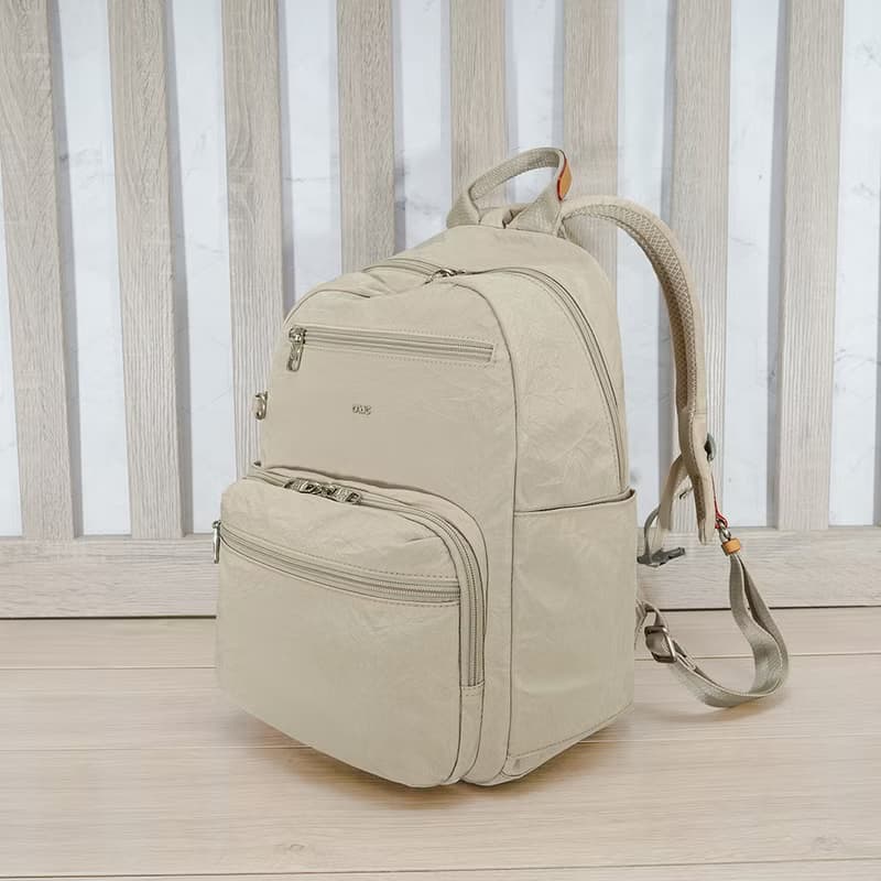 (淺杏色)必buy輕盈紙感旅行後背包33531