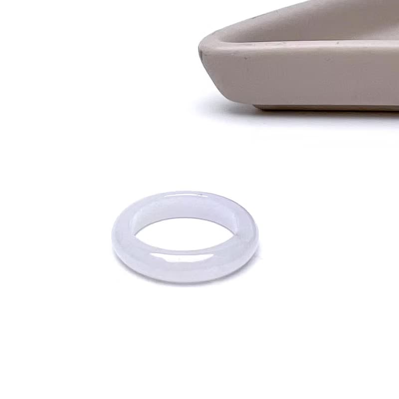 淡紫。翡翠細品歲月 一圖一物 療癒  I 天然緬甸A貨翡翠 戒圈 I