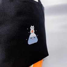 【富士山與雪貓】立體刺繡|帆布波奇包|附聖誕包裝