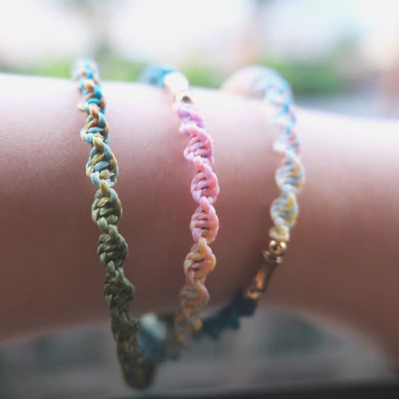 ==天然石系列== 混色多圈編織手環==【螺旋節】