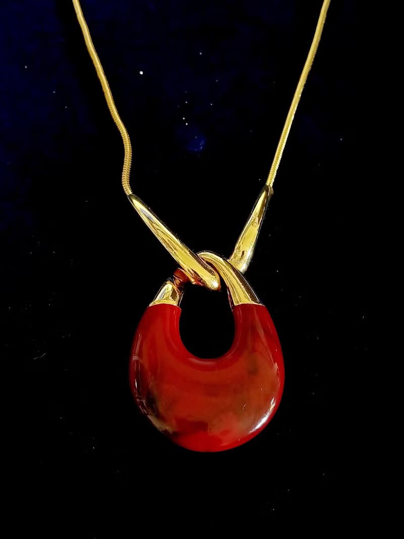 vintage jewelry Trifari 金色勃艮第酒紅樹脂垂墜 項鍊
