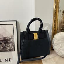 中古包 Ferragamo菲拉格慕 經典蝴蝶結蜥蜴皮包