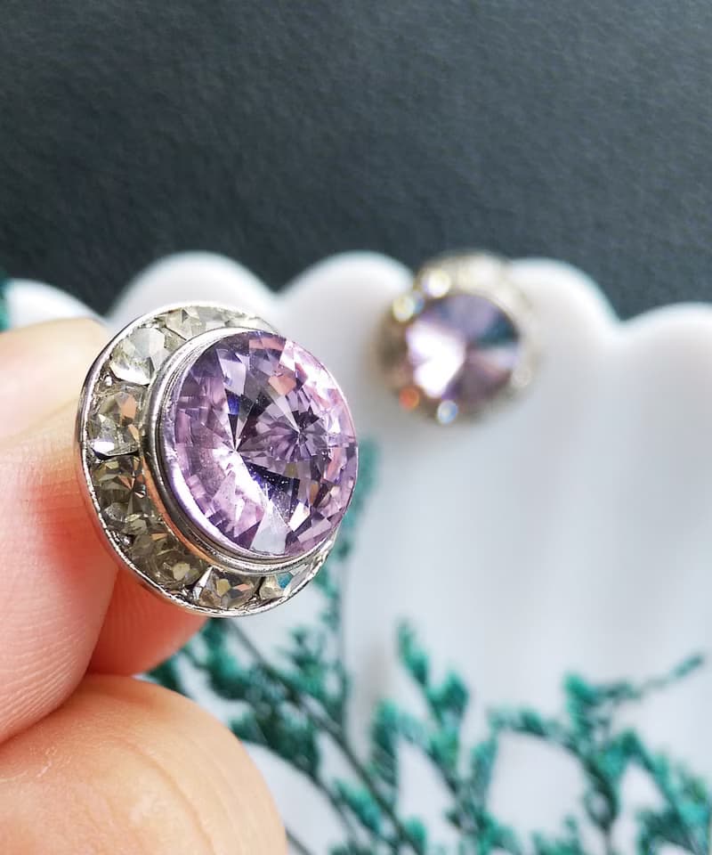 Vintage Jewelry 西洋古董飾品  粉紫 飛碟石 秀氣 針式耳環