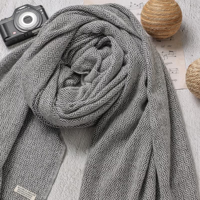【厚款】喀什米爾羊毛圍巾/披肩  鑽石紋黑灰色 手工機織