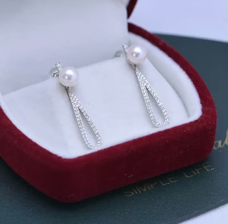 YuanPearl高級天然正圓極光極微瑕珍珠耳飾純銀耳飾