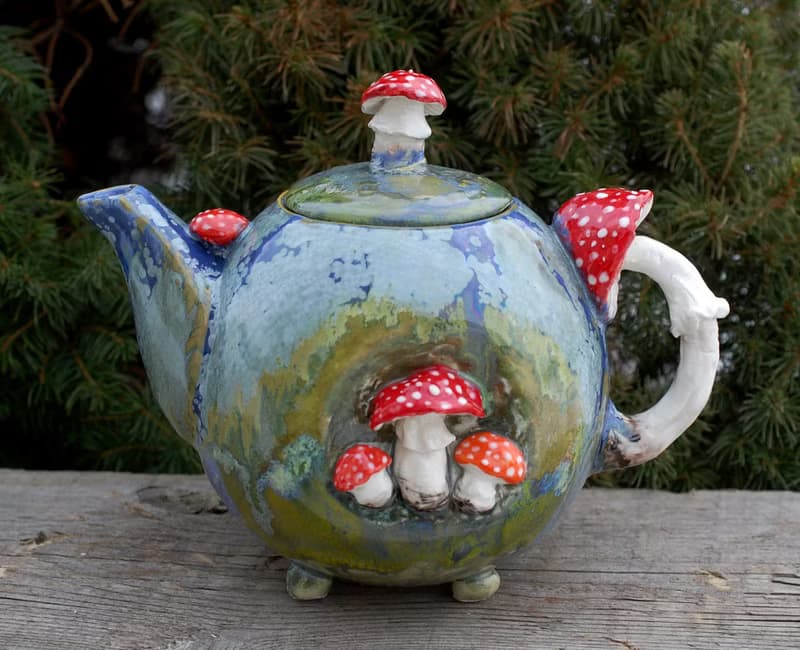 飛木耳藝術茶壺手工精美陶瓷茶壺蘑菇雕像明亮手繪童話茶壺收藏仙