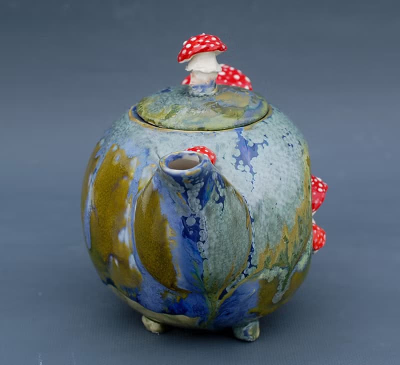 飛木耳藝術茶壺手工精美陶瓷茶壺蘑菇雕像明亮手繪童話茶壺收藏仙