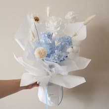清新冰河藍白花束 永生花束 情人節花束