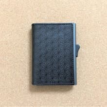 京友禅革カードケース 江戸時代の小紋絵柄を型押しした京友禅革-麻の葉 黒とスキミング防止カードケース-Csecureのコラボレーション