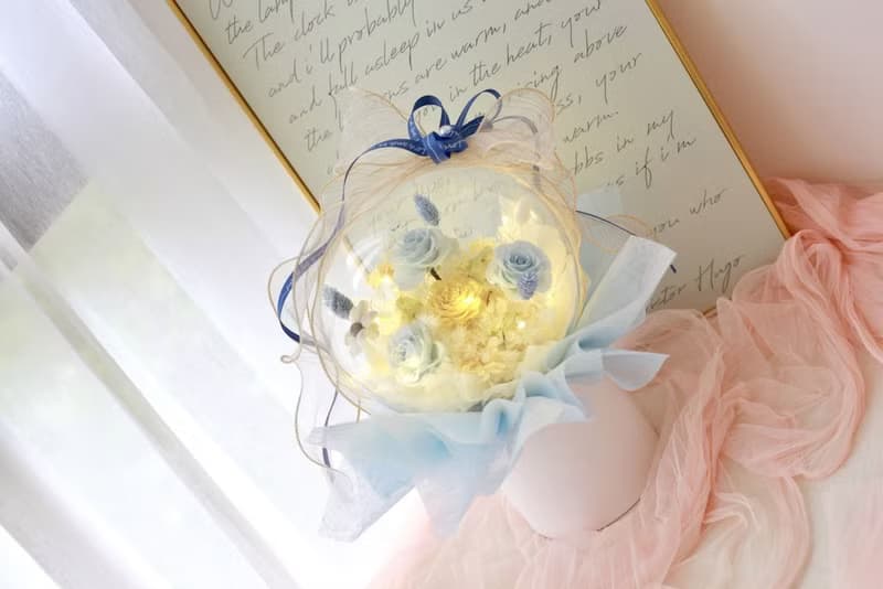 20吋光球抱抱桶永生花束| 晴光之約~開幕/祝賀/升遷/生日