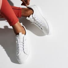 KEDS KICKBACK 舒適免綁帶皮革休閒小白鞋9213W123335