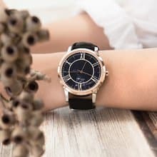 大理石鏤空羅馬字釘穿搭手錶 - 黑麂皮錶帶