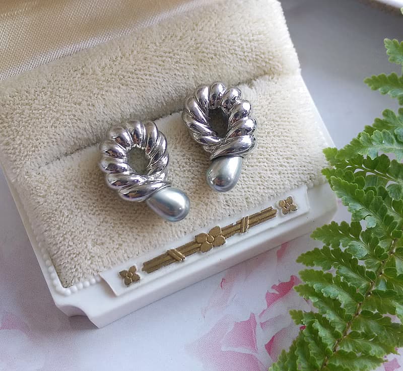 Vintage Jewelry 西洋古董飾品 銀色調 氣質 對稱 仿珠 針式耳環