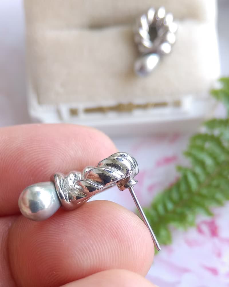 Vintage Jewelry 西洋古董飾品 銀色調 氣質 對稱 仿珠 針式耳環