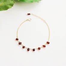 しずく ガーネットのブレスレット　1月誕生石