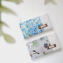 【FAW/萬用長夾(中)】藍紫藤花海 貓咪與花束 日本帆布 內有隔層!