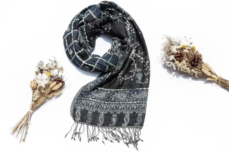 喀什米爾Cashmere/水煮羊毛披肩/針織圍巾/刺繡圍巾/羊絨披巾-花