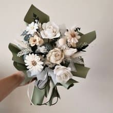白玫瑰花束 白綠色系 森林系永生花束 情人節花束 生日花束