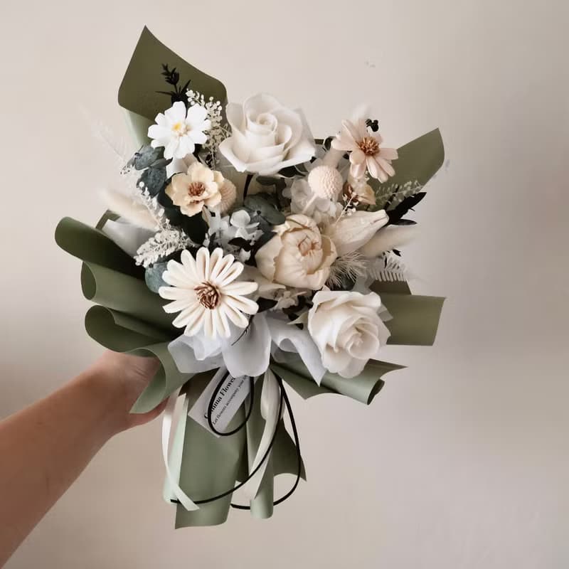 白玫瑰花束 白綠色系 森林系永生花束 情人節花束 生日花束