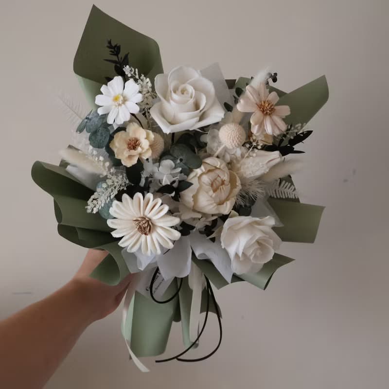 白玫瑰花束 白綠色系 森林系永生花束 情人節花束 生日花束