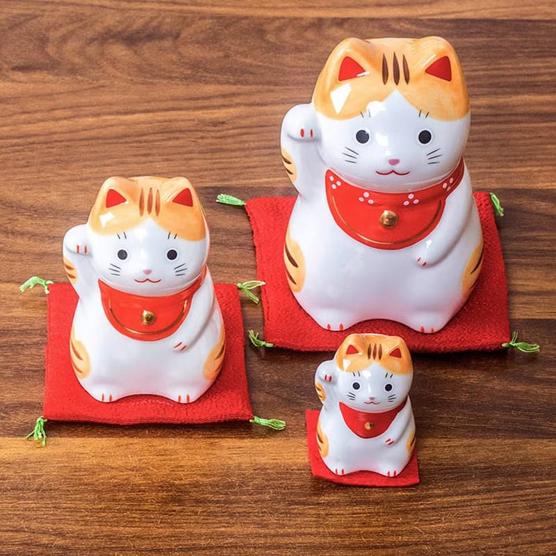 日本藥師窯圓胖可愛福來招財貓擺件生日開業喬遷創意禮物日式和風