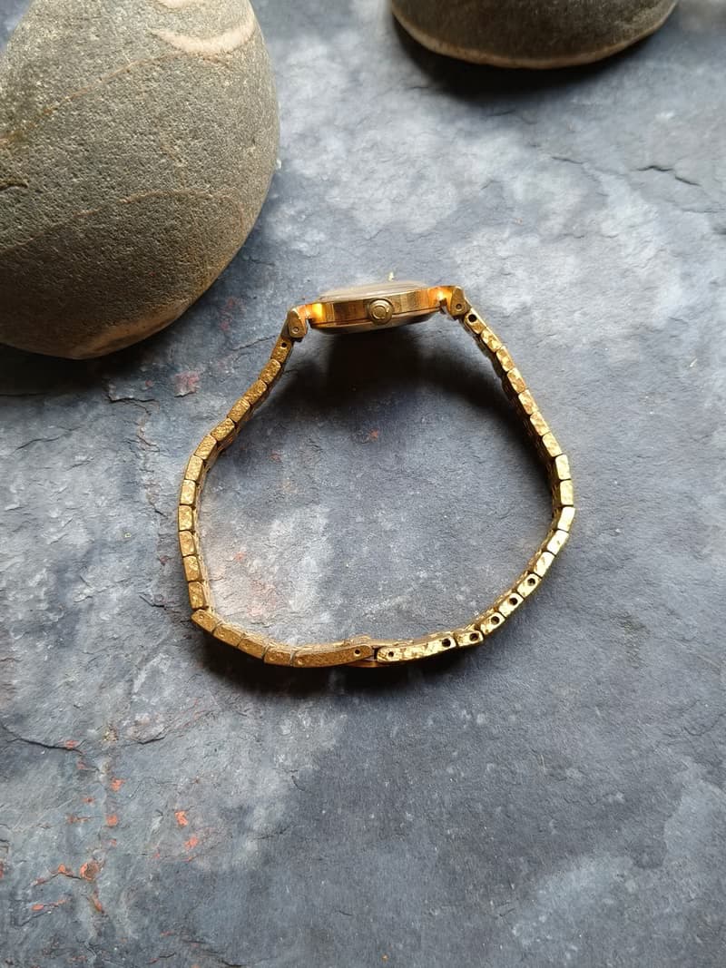 稀有Omega 金色古董錶 機械手上鍊錶