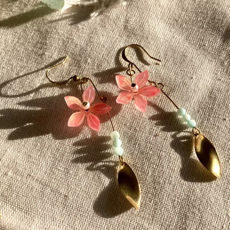 老林雜貨 | 春暖花開耳環 (針式 / 夾式)