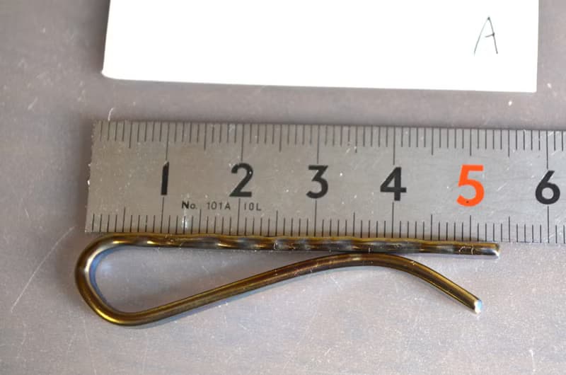 Titanium tie bar・純チタンネクタイピン=青に金=5４mm・A