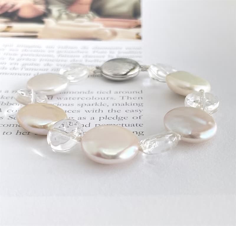 天然 淡水パール oオーロラカラーコイン型パールとクリスタルのブレスレット