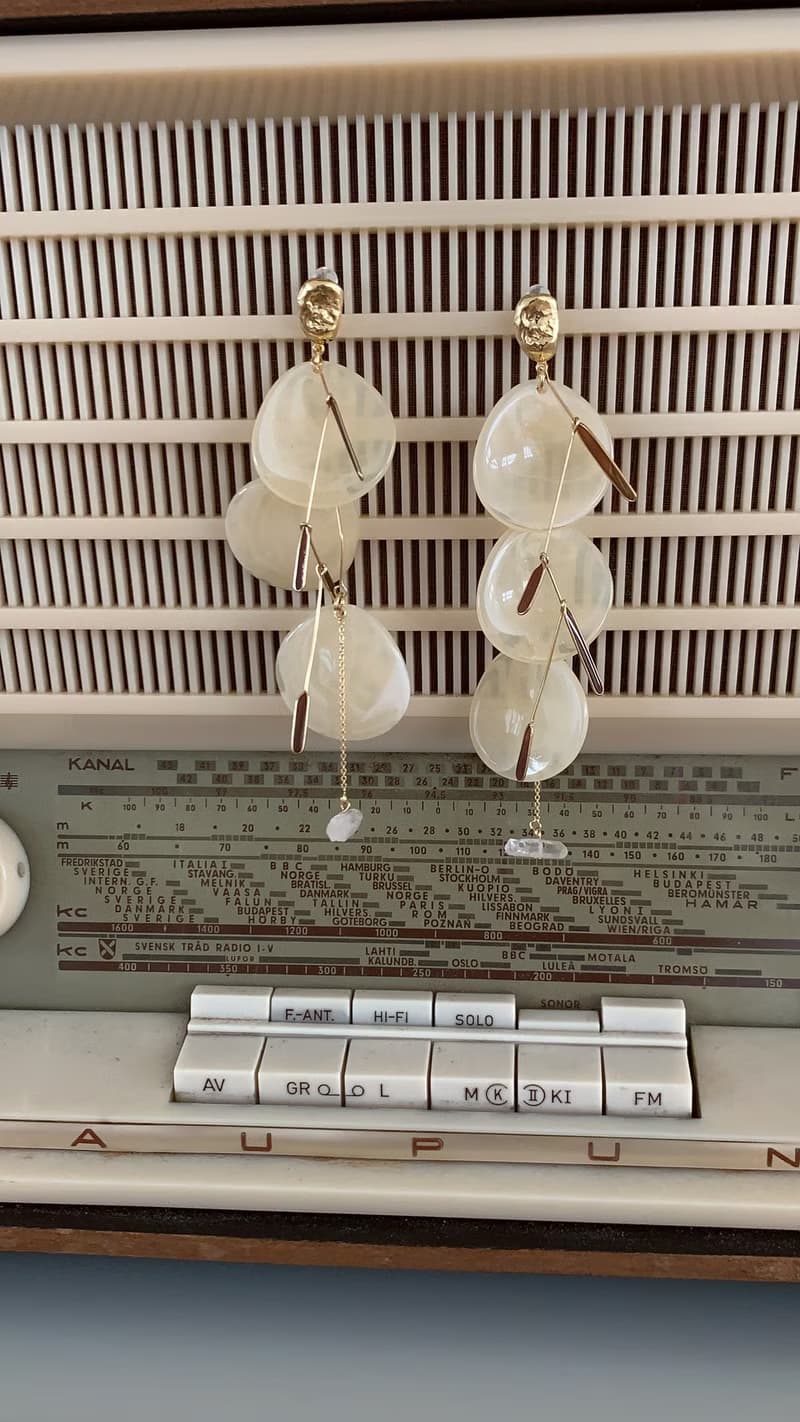 2020末一 耳環 / 耳夾可 樹脂 礦石 白 禮物